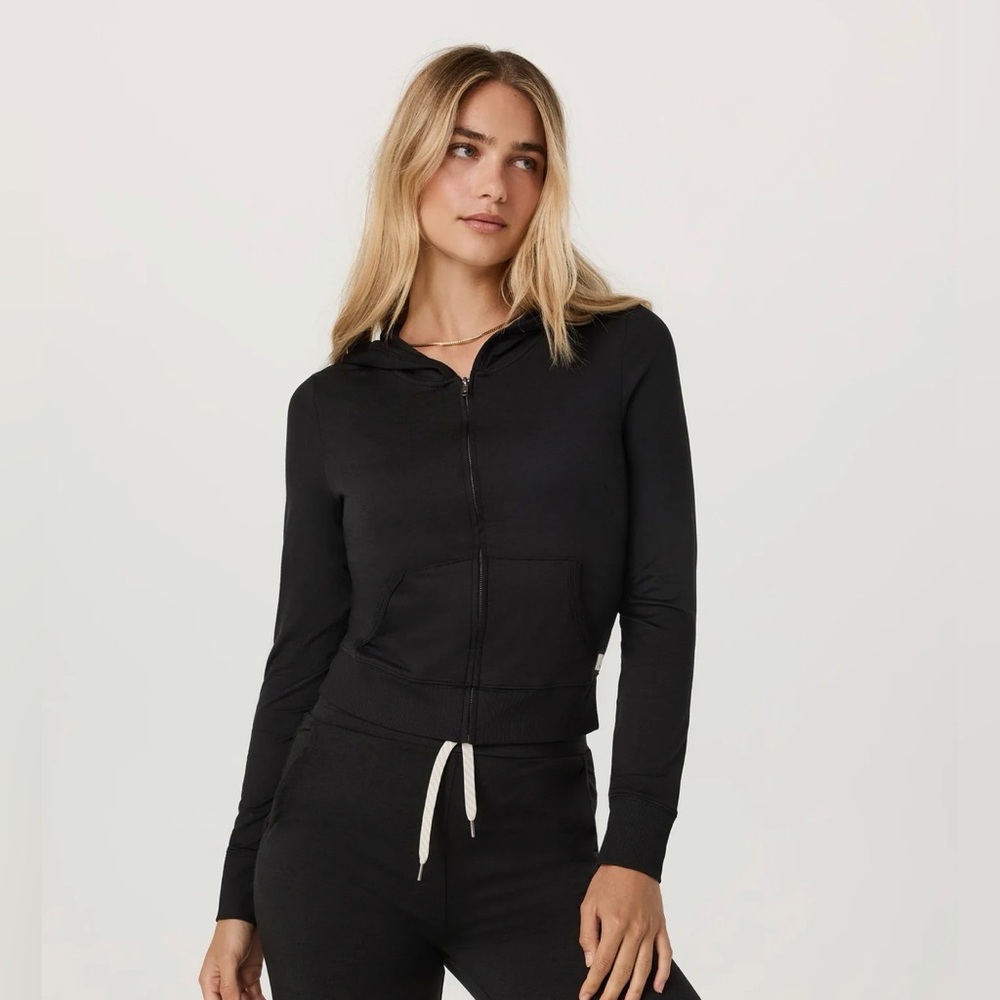 Vuori Halo Mini Full Zip Hoodie
